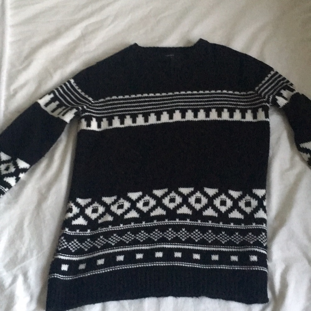 Knit sweater